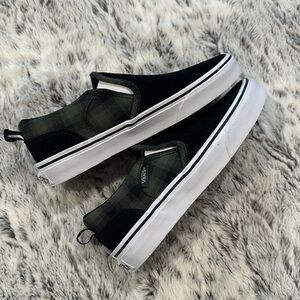 Velvet/Plaid Kids Vans *NWT*